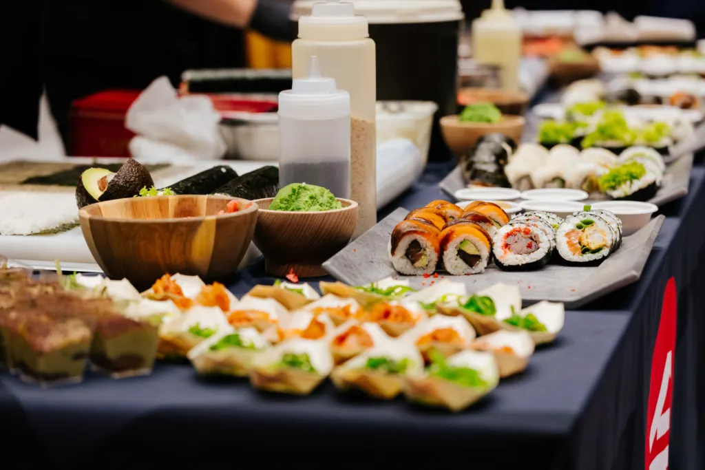 PERFEKCYJNY CATERING NA TARGI, DAITO SUSHI CZELADŹ